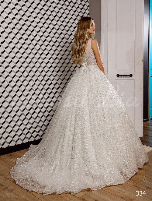 https://www.sposa-lia.com/images/stories/virtuemart/product/334       (3).jpg